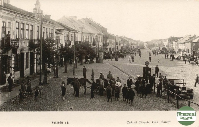 Wyszkowski Rynek widziany w kierunku północnym, pierwsza połowa lat 30. Poczt. ze zb. Adama Mroza